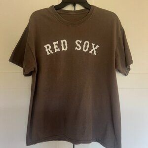 Boston Red Sox Vintage Style Brown Tee | Oversized Fit | Graphic Back 14
